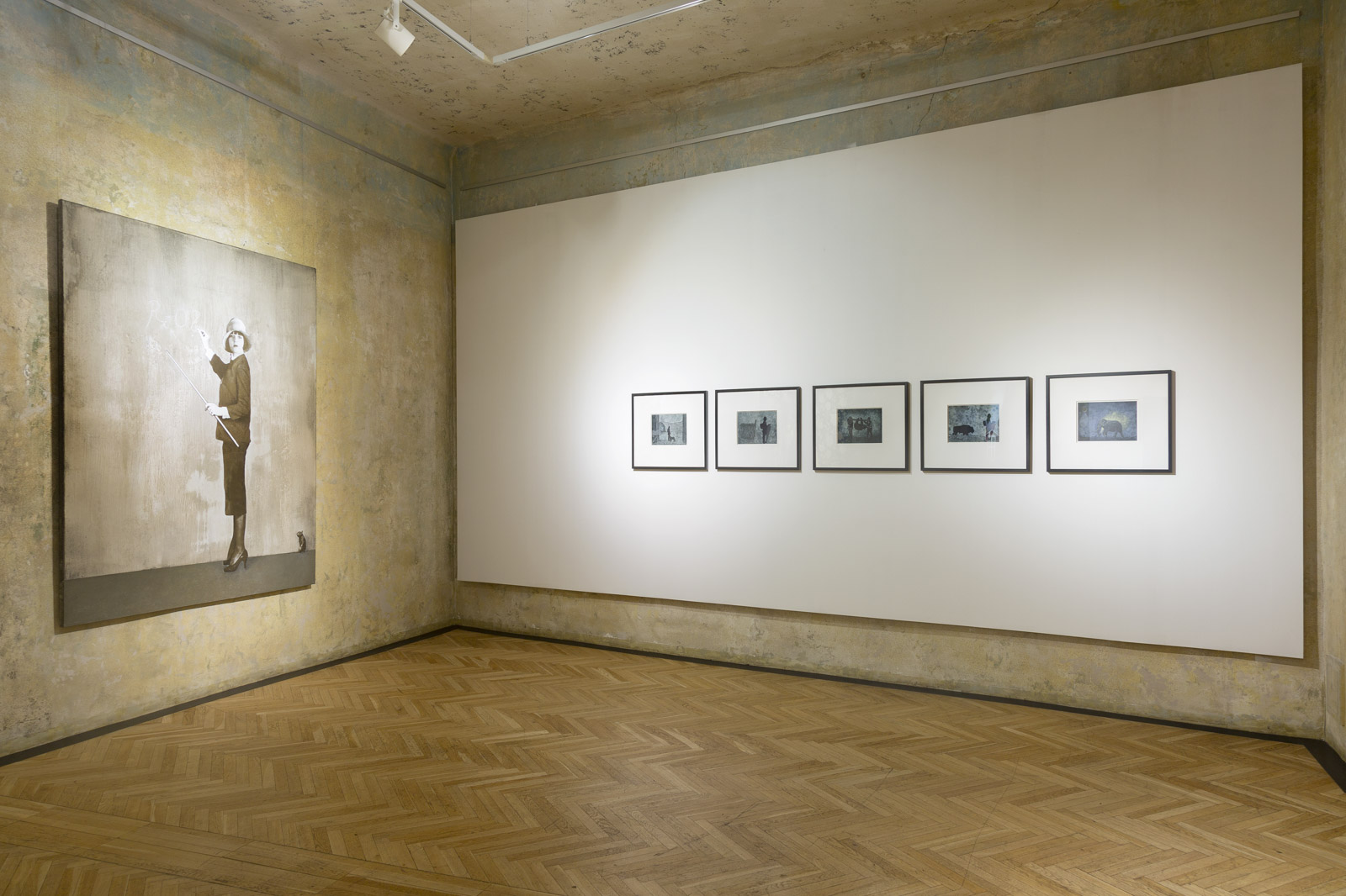 Uwe Hand installation view in SmetanaQ