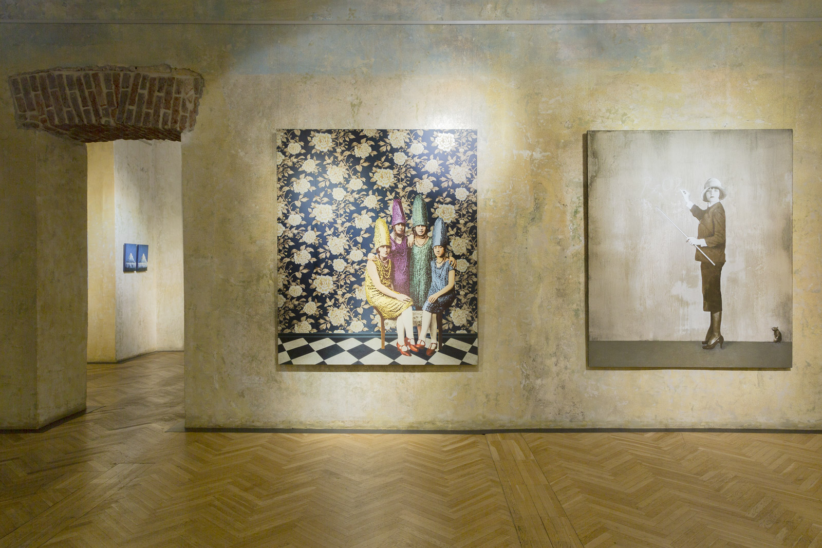 Uwe Hand installation view in SmetanaQ